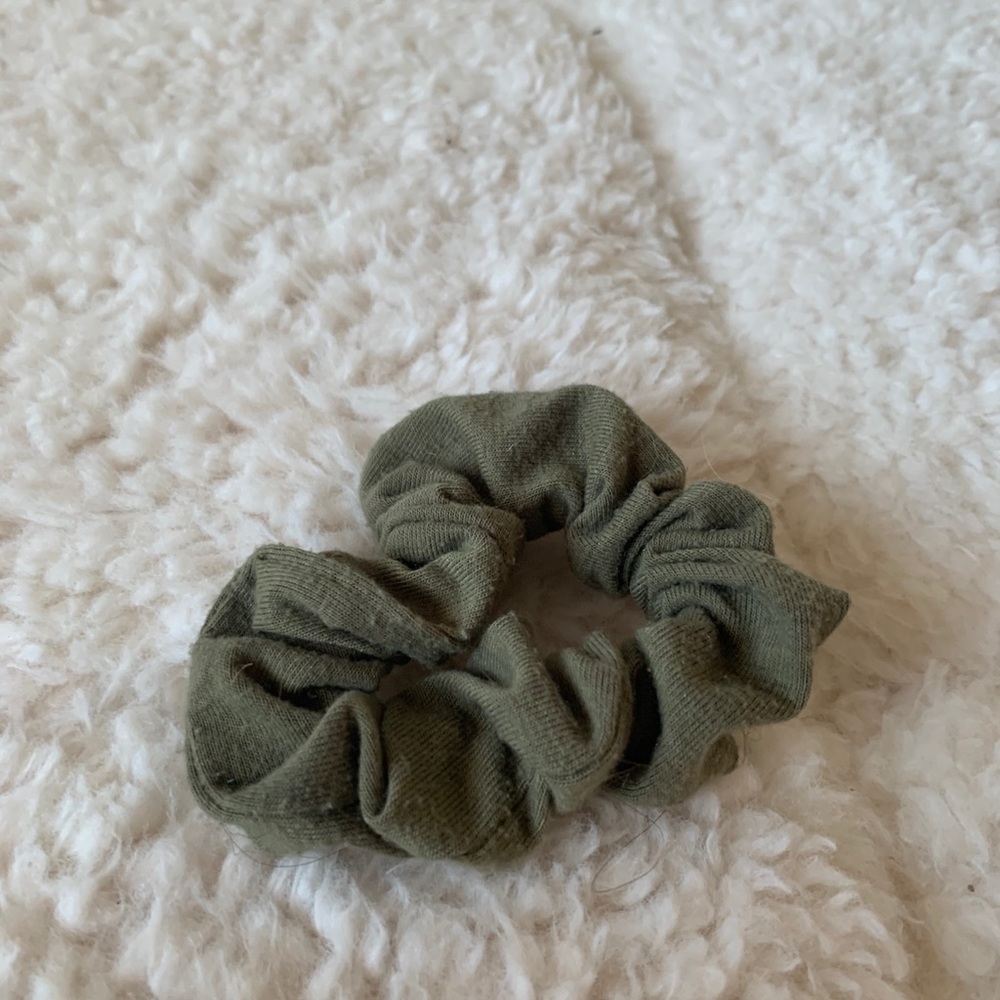 scrunchie bundle - Picture 6 of 12
